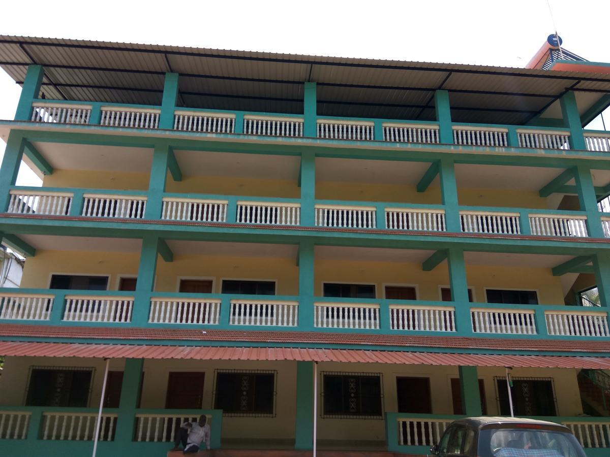 فندق Borlaiفي  Atithi Farm House المظهر الخارجي الصورة
